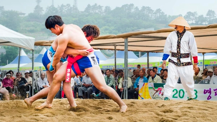Ssireum (씨름) - Lễ hội đấu vật ở Hàn