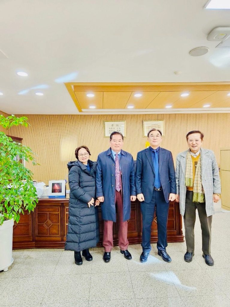 Double H ghé thăm Cao đẳng KHCN Chosun